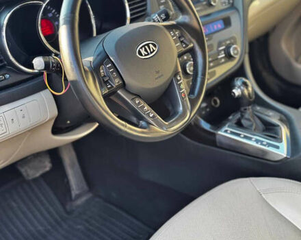 Сірий Кіа Оптіма, об'ємом двигуна 2.36 л та пробігом 218 тис. км за 9200 $, фото 23 на Automoto.ua