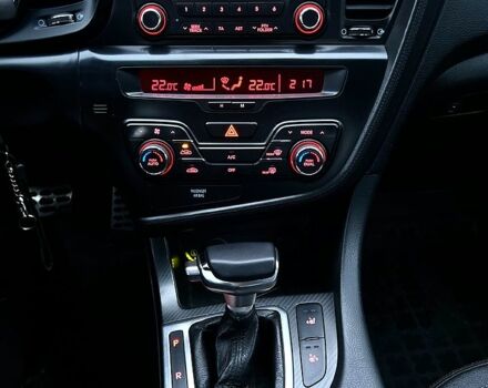 Серый Киа Оптима, объемом двигателя 2 л и пробегом 330 тыс. км за 8300 $, фото 8 на Automoto.ua