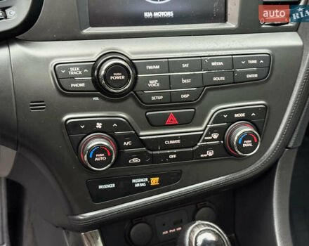 Сірий Кіа Оптіма, об'ємом двигуна 2.4 л та пробігом 221 тис. км за 6699 $, фото 51 на Automoto.ua