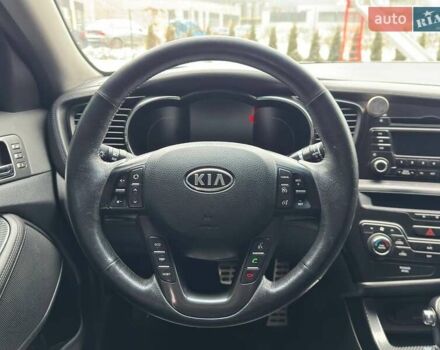 Сірий Кіа Оптіма, об'ємом двигуна 2 л та пробігом 179 тис. км за 10700 $, фото 16 на Automoto.ua