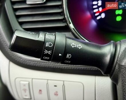 Сірий Кіа Оптіма, об'ємом двигуна 2.36 л та пробігом 151 тис. км за 8900 $, фото 20 на Automoto.ua