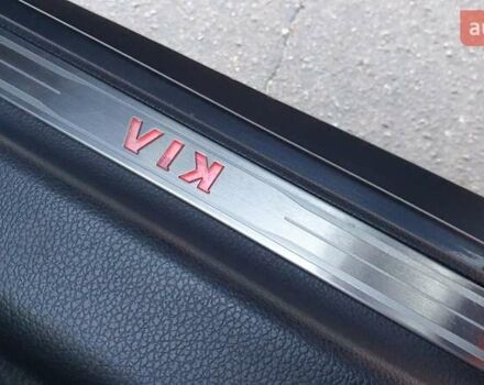 Серый Киа Оптима, объемом двигателя 2 л и пробегом 210 тыс. км за 12700 $, фото 32 на Automoto.ua