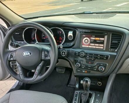 Серый Киа Оптима, объемом двигателя 2.36 л и пробегом 190 тыс. км за 9800 $, фото 9 на Automoto.ua