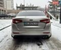Серый Киа Оптима, объемом двигателя 2 л и пробегом 179 тыс. км за 10700 $, фото 5 на Automoto.ua