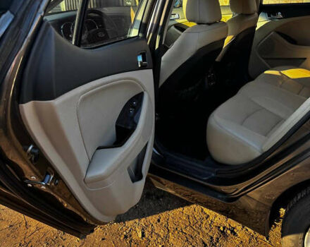 Сірий Кіа Оптіма, об'ємом двигуна 2.36 л та пробігом 218 тис. км за 9200 $, фото 29 на Automoto.ua