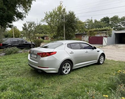 Серый Киа Оптима, объемом двигателя 2 л и пробегом 280 тыс. км за 7500 $, фото 2 на Automoto.ua