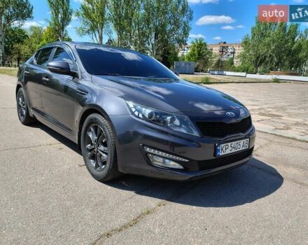 Сірий Кіа Оптіма, об'ємом двигуна 2 л та пробігом 200 тис. км за 10999 $, фото 7 на Automoto.ua