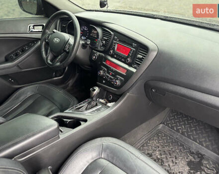 Серый Киа Оптима, объемом двигателя 2 л и пробегом 99 тыс. км за 8990 $, фото 12 на Automoto.ua