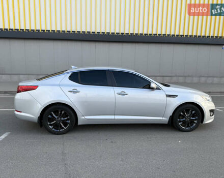 Сірий Кіа Оптіма, об'ємом двигуна 2.36 л та пробігом 196 тис. км за 7500 $, фото 7 на Automoto.ua