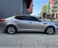 Сірий Кіа Оптіма, об'ємом двигуна 2 л та пробігом 217 тис. км за 8800 $, фото 9 на Automoto.ua