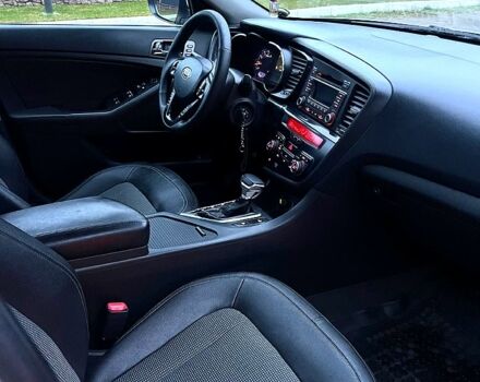 Серый Киа Оптима, объемом двигателя 2 л и пробегом 330 тыс. км за 8300 $, фото 10 на Automoto.ua