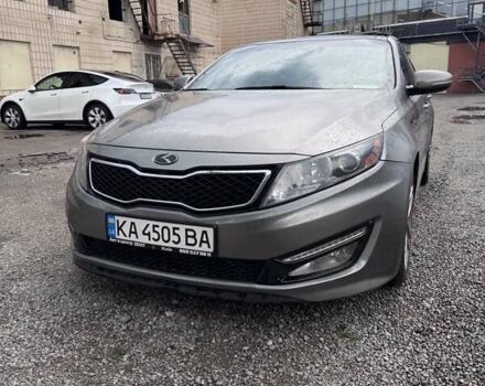 Сірий Кіа Оптіма, об'ємом двигуна 2 л та пробігом 208 тис. км за 9500 $, фото 3 на Automoto.ua