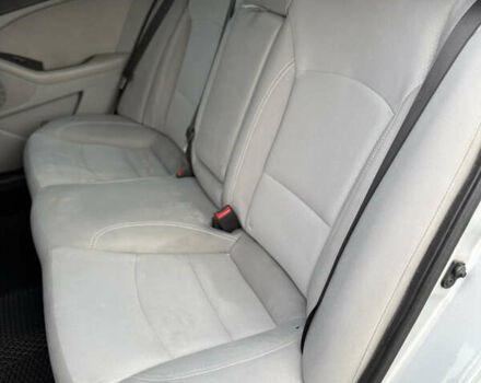 Серый Киа Оптима, объемом двигателя 2.36 л и пробегом 196 тыс. км за 7500 $, фото 24 на Automoto.ua