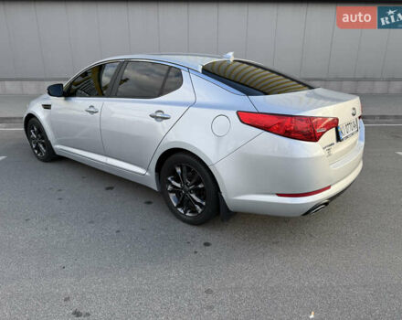 Сірий Кіа Оптіма, об'ємом двигуна 2.36 л та пробігом 196 тис. км за 7500 $, фото 8 на Automoto.ua