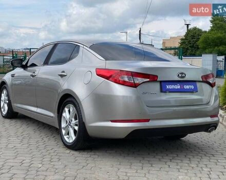 Серый Киа Оптима, объемом двигателя 2 л и пробегом 197 тыс. км за 10500 $, фото 6 на Automoto.ua