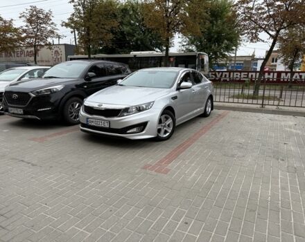 Серый Киа Оптима, объемом двигателя 2 л и пробегом 280 тыс. км за 7500 $, фото 3 на Automoto.ua