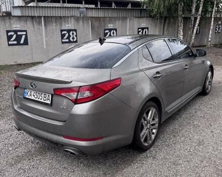 Сірий Кіа Оптіма, об'ємом двигуна 2 л та пробігом 208 тис. км за 9500 $, фото 2 на Automoto.ua