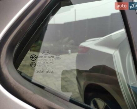Серый Киа Оптима, объемом двигателя 2.4 л и пробегом 200 тыс. км за 10500 $, фото 42 на Automoto.ua