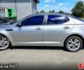 Серый Киа Оптима, объемом двигателя 2 л и пробегом 249 тыс. км за 9800 $, фото 4 на Automoto.ua