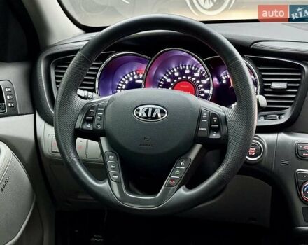 Сірий Кіа Оптіма, об'ємом двигуна 2.36 л та пробігом 151 тис. км за 8900 $, фото 15 на Automoto.ua