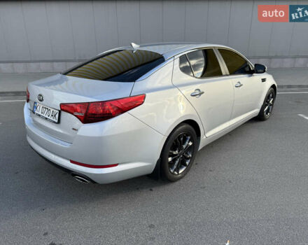 Сірий Кіа Оптіма, об'ємом двигуна 2.36 л та пробігом 196 тис. км за 7500 $, фото 9 на Automoto.ua