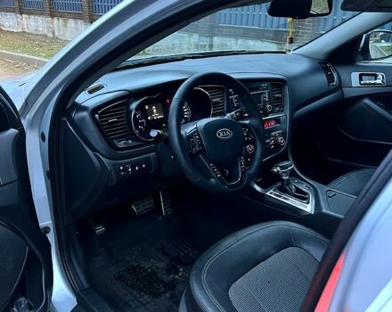 Серый Киа Оптима, объемом двигателя 2 л и пробегом 330 тыс. км за 8300 $, фото 6 на Automoto.ua