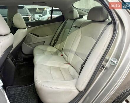 Сірий Кіа Оптіма, об'ємом двигуна 2.36 л та пробігом 151 тис. км за 8900 $, фото 9 на Automoto.ua