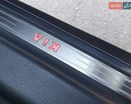 Сірий Кіа Оптіма, об'ємом двигуна 2 л та пробігом 215 тис. км за 10700 $, фото 14 на Automoto.ua