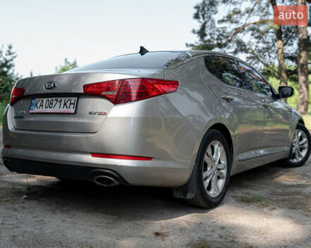 Серый Киа Оптима, объемом двигателя 2.4 л и пробегом 200 тыс. км за 9000 $, фото 6 на Automoto.ua