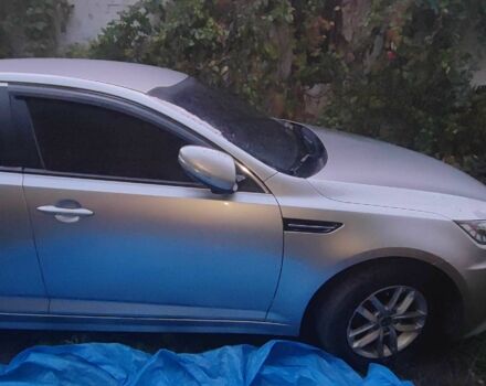 Серый Киа Оптима, объемом двигателя 2 л и пробегом 347 тыс. км за 3500 $, фото 1 на Automoto.ua