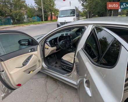 Сірий Кіа Оптіма, об'ємом двигуна 2.4 л та пробігом 285 тис. км за 10500 $, фото 7 на Automoto.ua