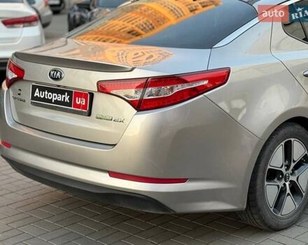 Серый Киа Оптима, объемом двигателя 2.4 л и пробегом 293 тыс. км за 10990 $, фото 6 на Automoto.ua