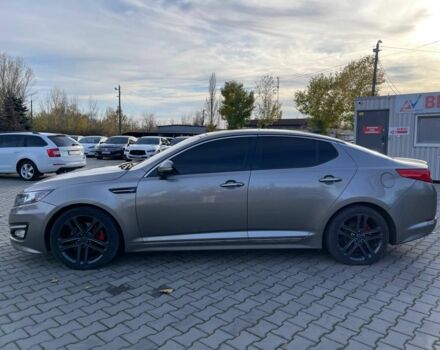 Серый Киа Оптима, объемом двигателя 2 л и пробегом 193 тыс. км за 9999 $, фото 3 на Automoto.ua