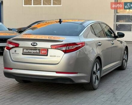 Серый Киа Оптима, объемом двигателя 2.4 л и пробегом 293 тыс. км за 10990 $, фото 5 на Automoto.ua