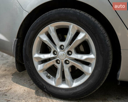 Серый Киа Оптима, объемом двигателя 2.4 л и пробегом 200 тыс. км за 9000 $, фото 10 на Automoto.ua