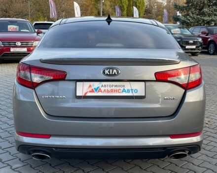 Серый Киа Оптима, объемом двигателя 2 л и пробегом 193 тыс. км за 9999 $, фото 5 на Automoto.ua