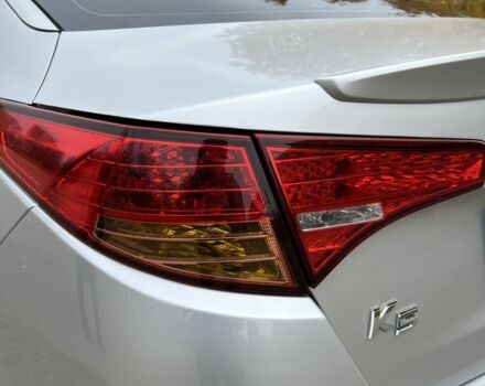 Серый Киа Оптима, объемом двигателя 2 л и пробегом 126 тыс. км за 9200 $, фото 7 на Automoto.ua