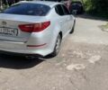 Сірий Кіа Оптіма, об'ємом двигуна 2 л та пробігом 381 тис. км за 6500 $, фото 5 на Automoto.ua