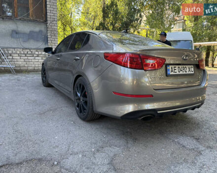 Серый Киа Оптима, объемом двигателя 2 л и пробегом 153 тыс. км за 12800 $, фото 4 на Automoto.ua