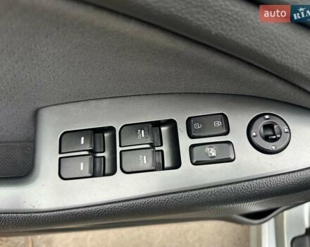 Серый Киа Оптима, объемом двигателя 2.36 л и пробегом 209 тыс. км за 9500 $, фото 33 на Automoto.ua