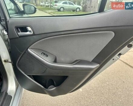 Серый Киа Оптима, объемом двигателя 2.36 л и пробегом 209 тыс. км за 9500 $, фото 41 на Automoto.ua