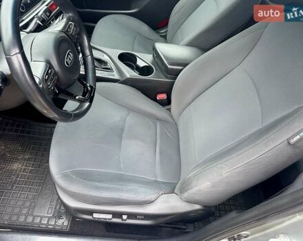 Серый Киа Оптима, объемом двигателя 2.36 л и пробегом 209 тыс. км за 9500 $, фото 16 на Automoto.ua