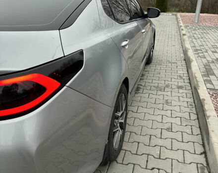 Сірий Кіа Оптіма, об'ємом двигуна 2.36 л та пробігом 174 тис. км за 12900 $, фото 25 на Automoto.ua