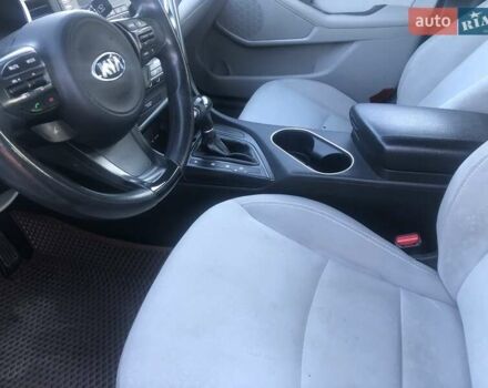 Киа Оптима 2014 в Раздельной на Automoto.ua Серый Киа Оптима, объемом двигателя 2.36 л и пробегом 160 тыс. км за 7200 $, фото 11 на Automoto.ua