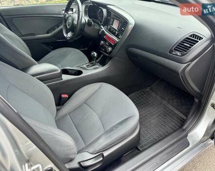 Серый Киа Оптима, объемом двигателя 2.36 л и пробегом 209 тыс. км за 9500 $, фото 18 на Automoto.ua