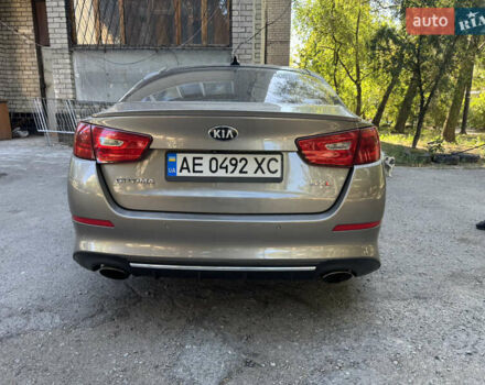 Серый Киа Оптима, объемом двигателя 2 л и пробегом 153 тыс. км за 12800 $, фото 5 на Automoto.ua