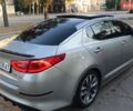 Серый Киа Оптима, объемом двигателя 2 л и пробегом 156 тыс. км за 9600 $, фото 5 на Automoto.ua