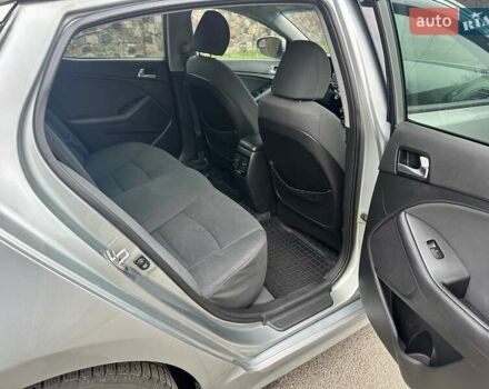 Серый Киа Оптима, объемом двигателя 2.36 л и пробегом 209 тыс. км за 9500 $, фото 20 на Automoto.ua