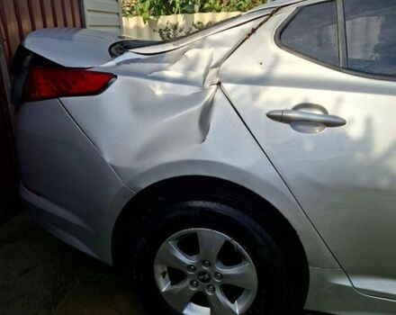 Сірий Кіа Оптіма, об'ємом двигуна 2 л та пробігом 160 тис. км за 3350 $, фото 3 на Automoto.ua