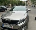 Серый Киа Оптима, объемом двигателя 2.36 л и пробегом 204 тыс. км за 10000 $, фото 1 на Automoto.ua
